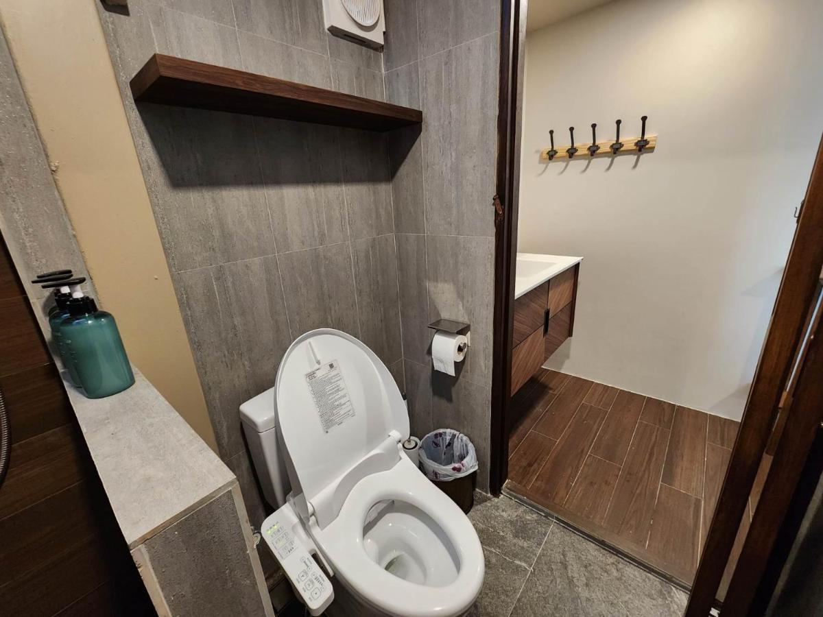 Deluxe Room,1379768132:JPEG